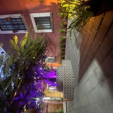 グアダラハラ Quinta La Perlaホステル エクステリア 写真