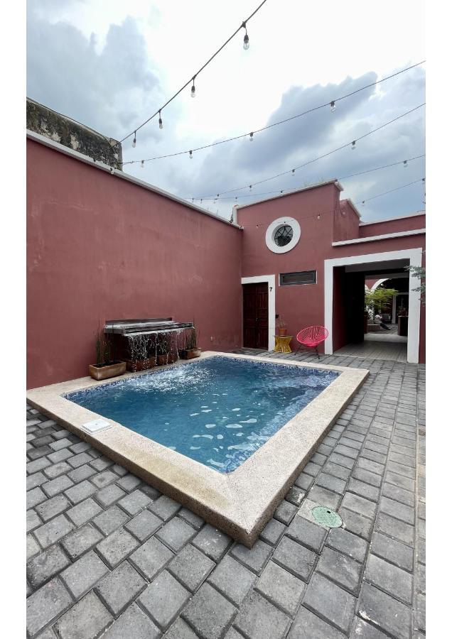 グアダラハラ Quinta La Perlaホステル エクステリア 写真
