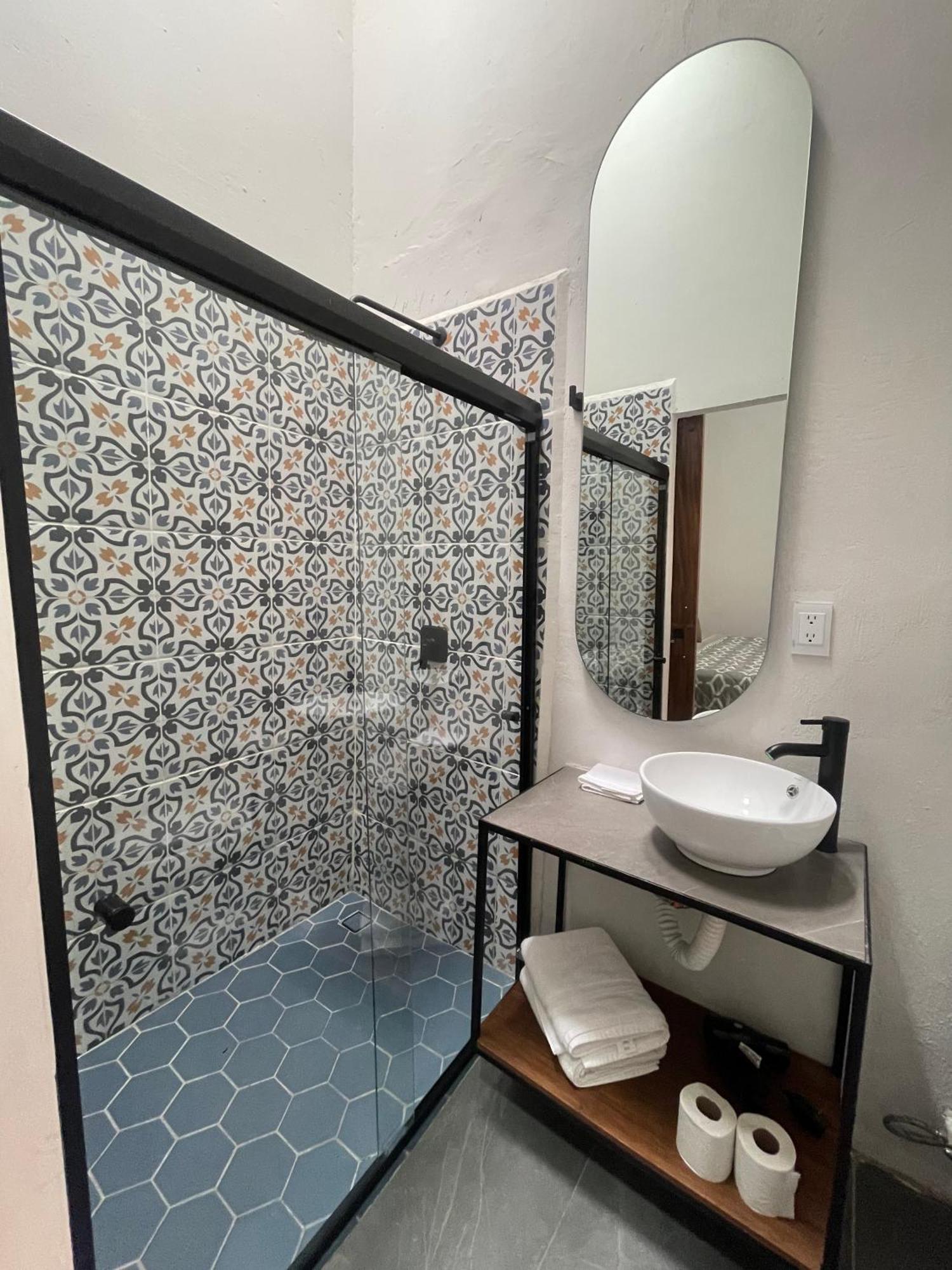 グアダラハラ Quinta La Perlaホステル エクステリア 写真